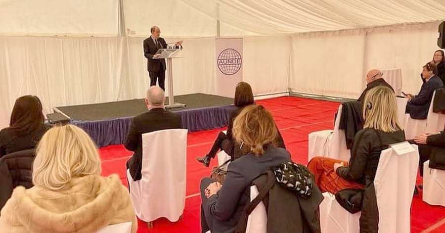 Portabl govornica sa mikrofonima sa dugim vratom, oprema za simultano prevođenje