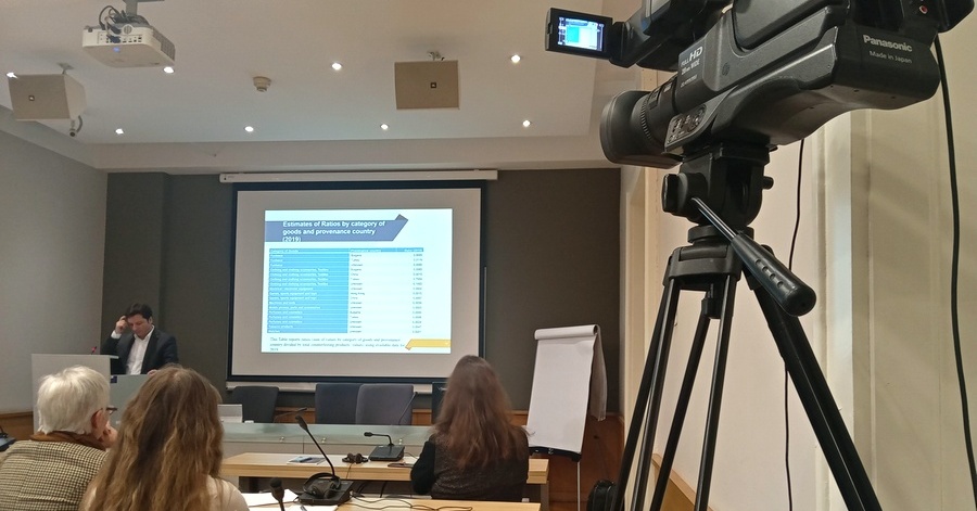 Hibridna konferencija, oprema za simultano prevođenje, zoom integracija