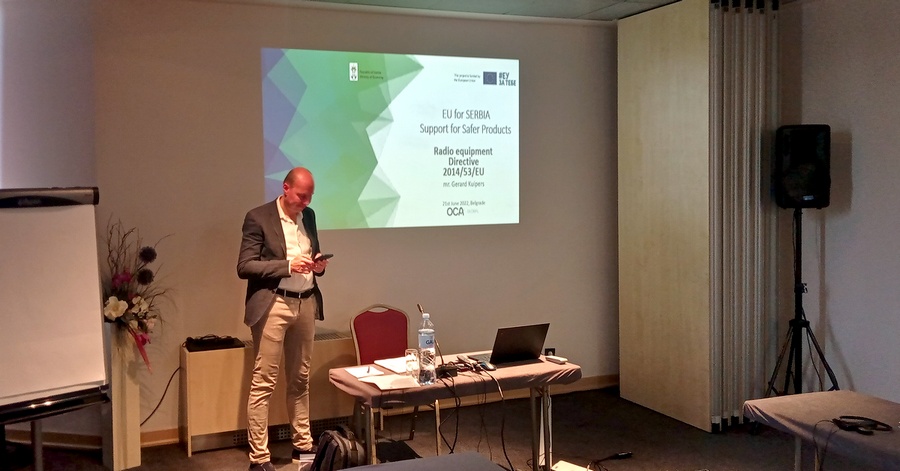 Konferencijsko ozvučenje, delegatski mikrofoni, bežični mikrofoni, oprema za simultano prevođenje